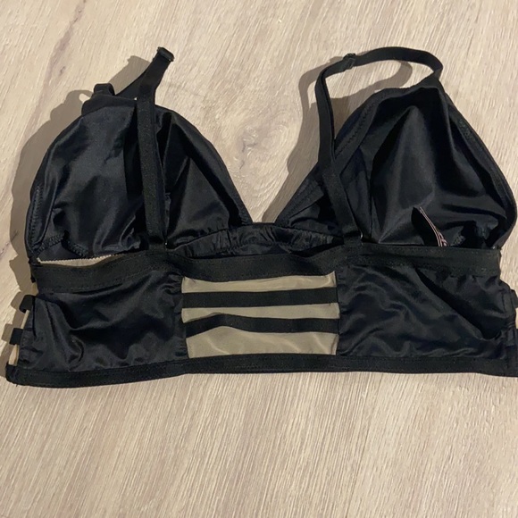 Victoria’s Secret Bralette - Picture 2 of 5